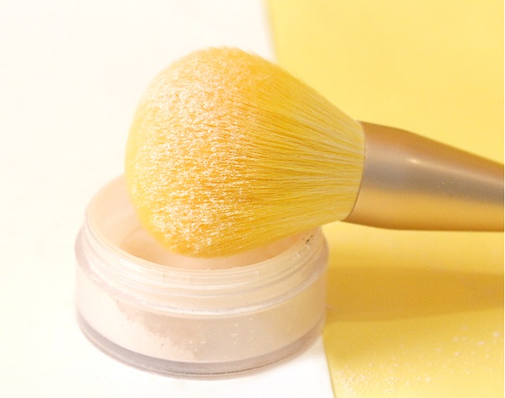 CICI - Smiley Face Makeup Brush #1 (For Loose Powder) - 1pc | Beauty ...
